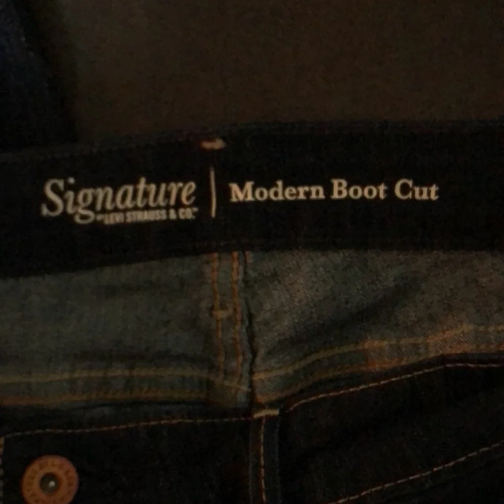 Signature Levi Dark Blue Jeans